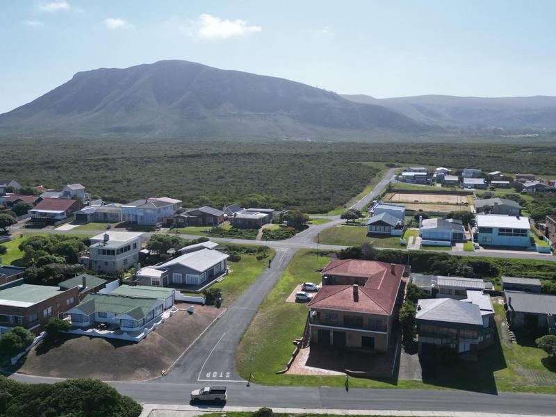 5 Bedroom Property for Sale in Franskraal Western Cape